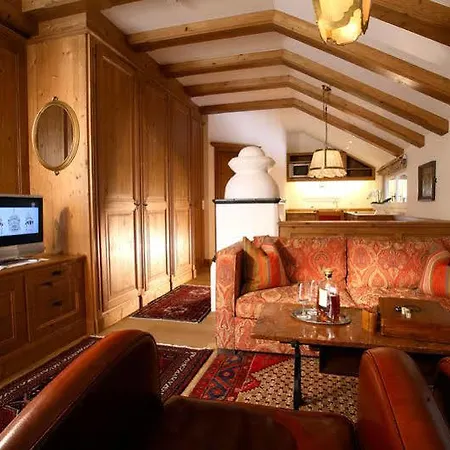 Neuhaus 메이른호픈