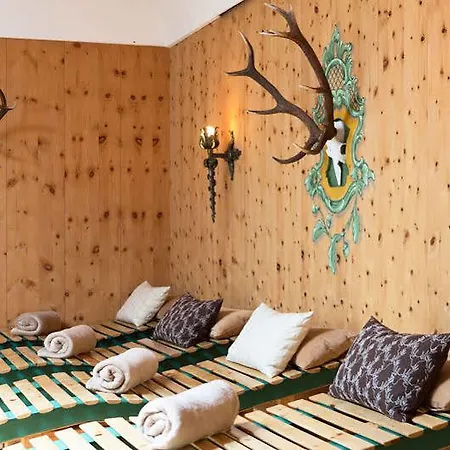 Hotel apartamentowy Neuhaus