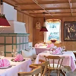 Neuhaus Hotel apartamentowy Mayrhofen
