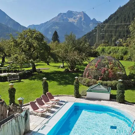 Neuhaus Aparthotel Mayrhofen